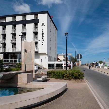 Hotel Florence Marotta Exterior photo