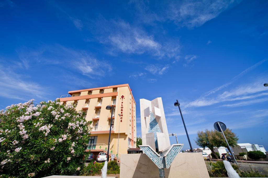 Hotel Florence Marotta Exterior photo