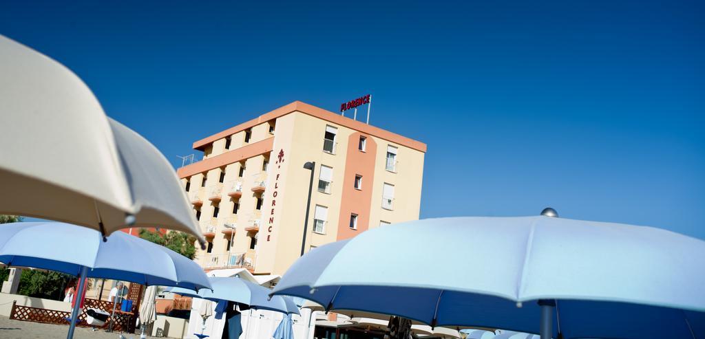 Hotel Florence Marotta Exterior photo